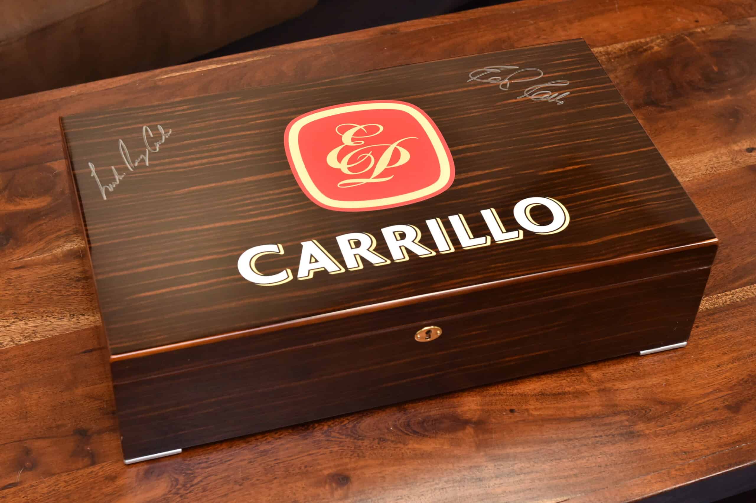 How to Use Humidors and Store Cigars